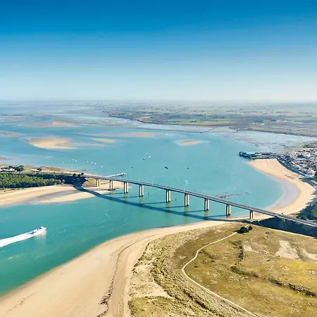 Le Bois Berranger Pensjonat 3*